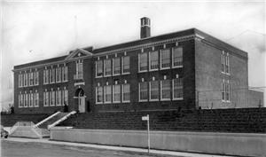 Seattle Public Schools, 1862-2000: Magnolia School - HistoryLink.org